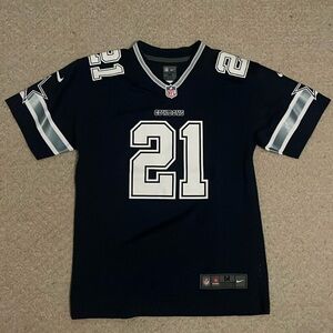 Dallas cowboy Ezekiel Elliott youth medium jersey